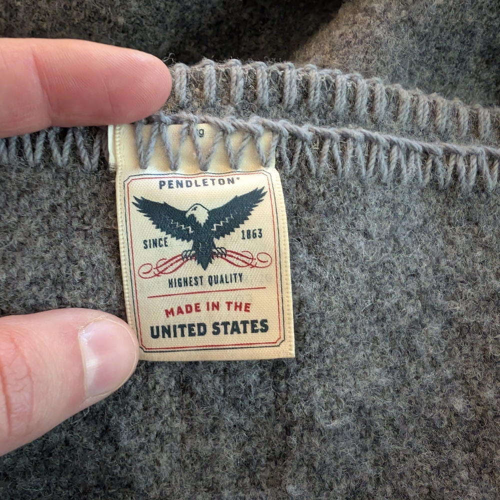 L.L. Bean X Pendleton Gray Wool Blanket, King Size - Picture 3 of 8